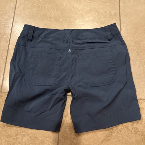 Prana shorts - Picture 3 of 4